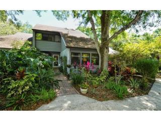 3227 Golden Eagle Ln, Sarasota, FL 34231-7381
