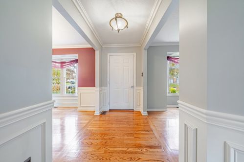 125 Trotwood Dr, Canonsburg PA  15317-9783 exterior