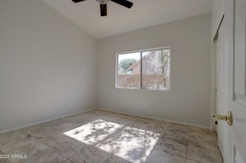 4632 Crocus Dr, Phoenix AZ 85032-5747 exterior