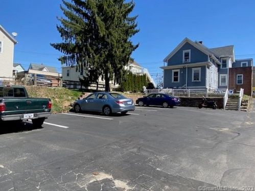 108 Main St, Norwich CT  06351-2238 exterior