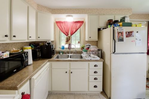 14 Linwood Rd, Natick MA 01760-3707 exterior