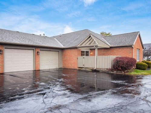 2361 Sportsman Dr, Darbydale, OH 43123-3987
