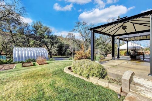 18959 Siesta Dr, Lake Wildwood CA  95946-8917 exterior