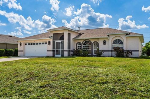 4122 17th Pl, Cape Coral, FL 33914-5540