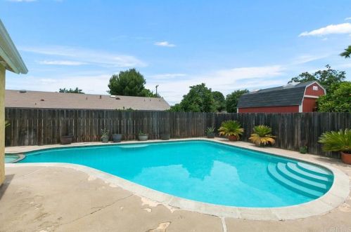 10274 Avenida Real, Lakeside, CA 92040-2307