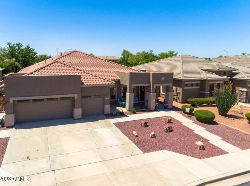 10605 Kilarea Ave, Mesa, AZ 85209-1545