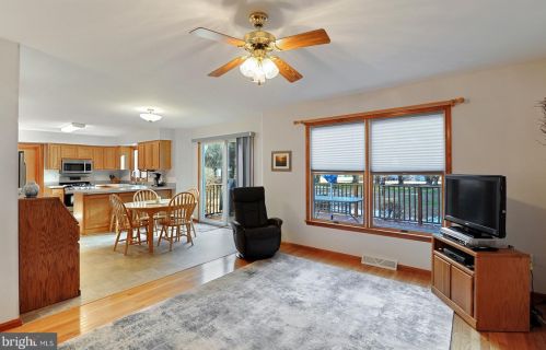 14 Huntington Cir, Dover DE  19904-9611 exterior