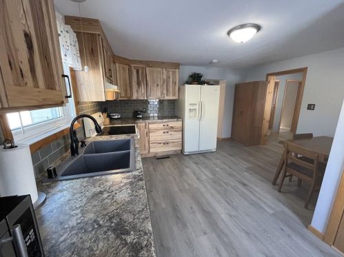 728 Elm St, Eau Claire WI  54729-1608 exterior