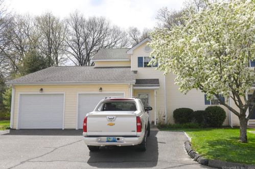135 New Britain Ave, Plainville, CT 06062-2030