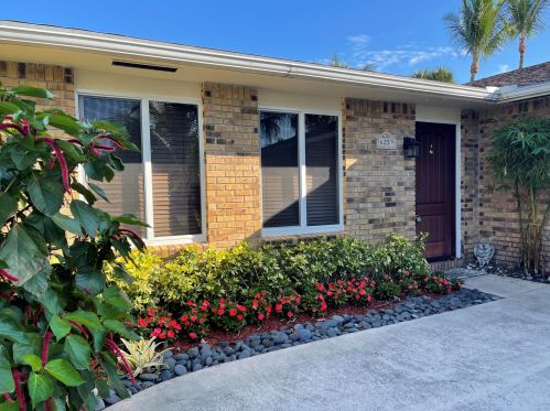6259 Garrett St, Jupiter, FL 33458-6641
