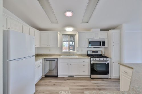 503 Cerritos Way, Cathedral City CA  92234-1617 exterior