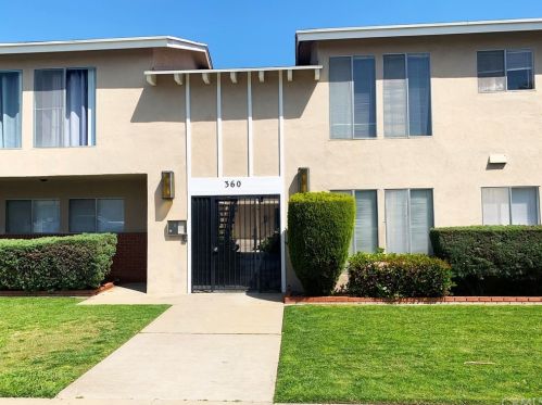 360 Freeman Ave, Long Beach, CA 90814-2406