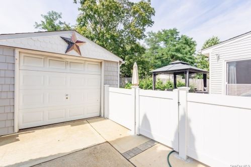 170 Ketcham Ave, Amityville NY  11701-3136 exterior