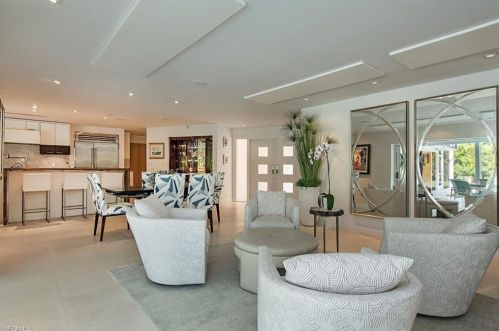 3215 Regatta Rd, Naples, FL 34103-4164