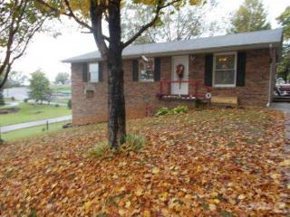 1002 Pine Grove Ave, Kingsport, TN 37660-1501