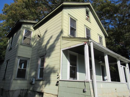 75 Grand Ave, Poughkeepsie, NY 12603-4402