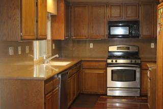 2481 Moraga Ct, Simi Valley CA  93065-2372 exterior