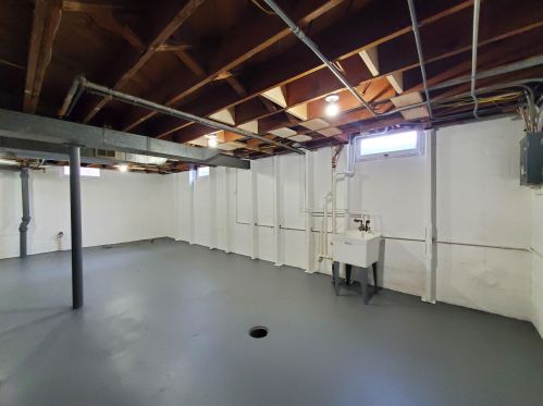 4264 62, Milwaukee WI 53216-1237 exterior