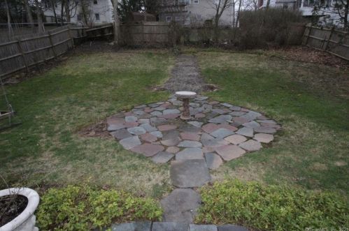 209 Commonwealth Ave, New Britain CT 06053-2402 exterior