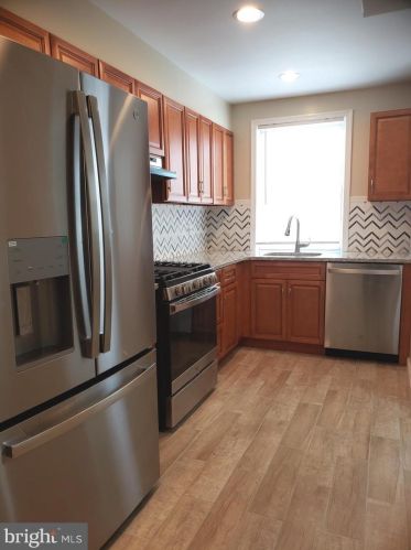 5151 C St, Philadelphia PA 19120-3621 exterior