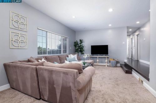 2019 Sequoia Dr, Pacheco CA  94553-4931 exterior