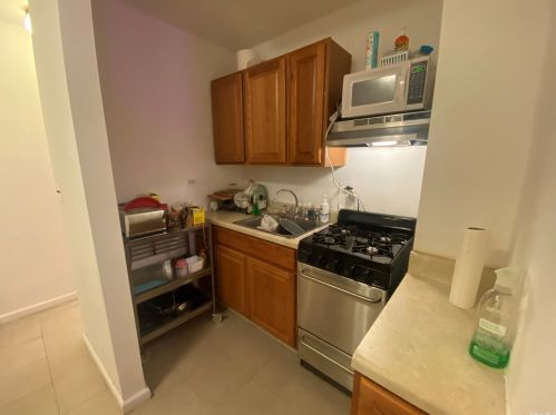 164-20 Highland Ave, Jamaica NY  11432-3434 exterior