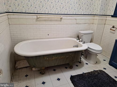 1339 Dekalb St, Norristown PA  19401-3403 exterior