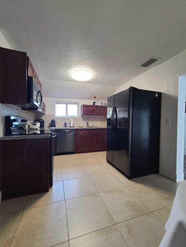 4903 Australian Ave, West Palm Beach FL  33407-2309 exterior