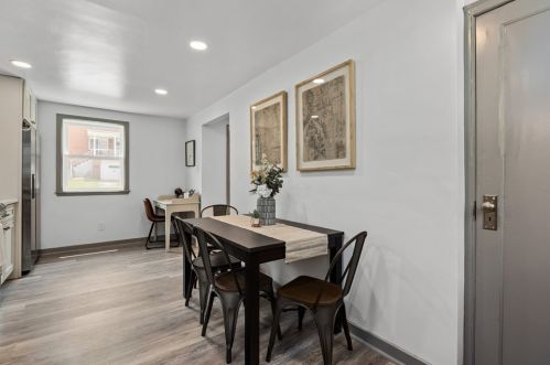 410 Maytide St, Pittsburgh PA  15227-1848 exterior