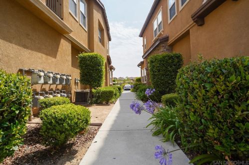 780 Castaway Cv, San Diego, CA 92154-5835