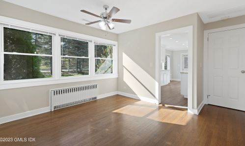 2279 High Ridge Rd, Stamford CT  06903-2908 exterior