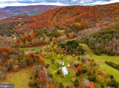 1806 Jenkins Holw Rd, Mathias WV  26812-8356 exterior