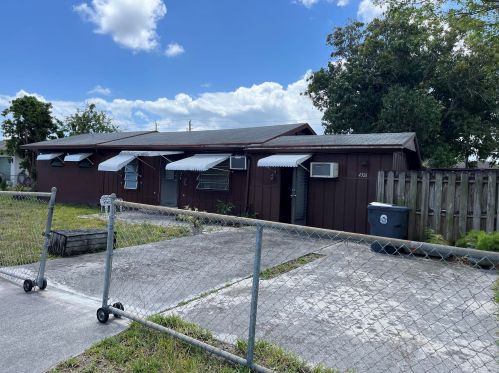4326 Canal 9 Rd, West Palm Beach, FL 33406-7516