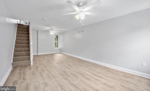 710 Spruce St, Wilmington, DE 19801-4225