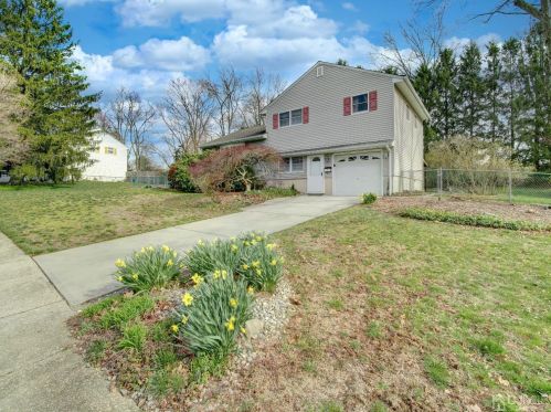 12 Valiant Rd, East Brunswick, NJ 08816-4132