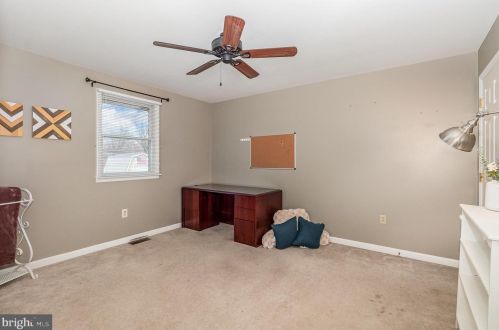 105 Lee Ann Ct, West Enola PA  17025-1900 exterior