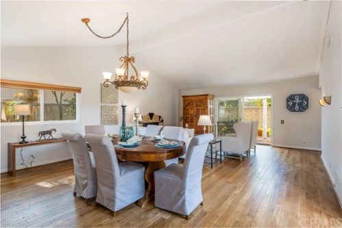 60 Carson, Irvine, CA 92620-3316