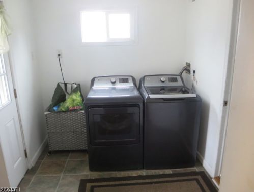 680 Avenue A, Bayonne NJ  07002-1808 exterior