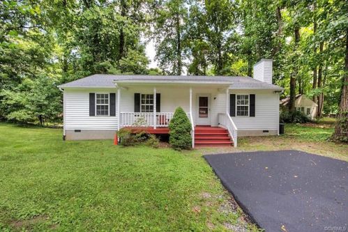 6421 Poplar Rd, Quinton, VA 23141-1106
