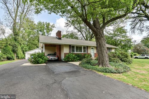 3 Wordsworth Dr, Wilmington, DE 19808-2338