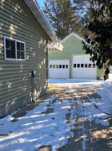 4151 Hiview Dr, Alex MN  56308-9427 exterior