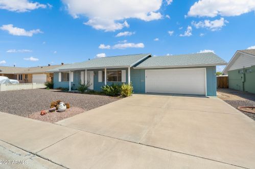 10129 Cumberland Dr, Sun City, AZ 85351-4557