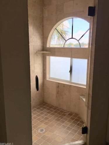 2731 Citrus Lake Dr, Naples FL  34109-7606 exterior