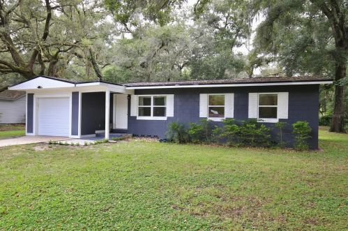 318 Wade Ave, Deland, FL 32724-6134