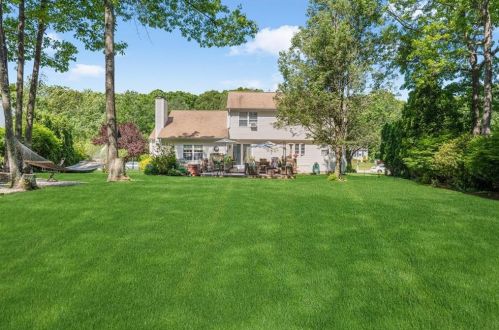 43 Ginger Trl, Coventry RI 02816-8262 exterior