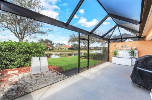 15206 Cortona Way, Naples FL  34120-0672 exterior