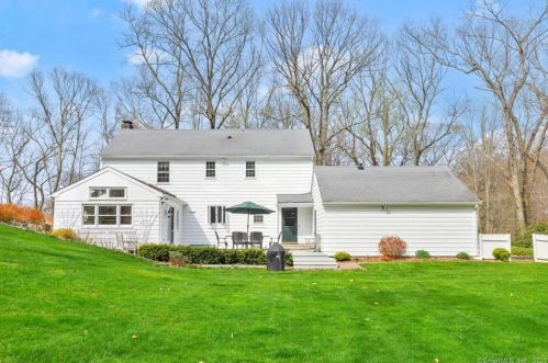 1491 Mill Hill Rd, Southport, CT 06890-1042