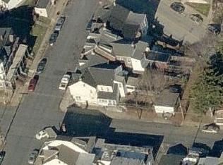 208 11th St, Easton, PA 18042-3333