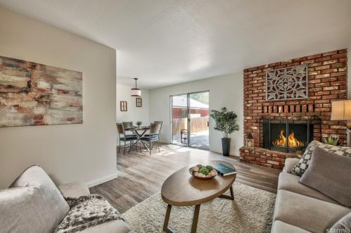 816 Anita Dr, South Lake Tahoe, CA 96150-4458