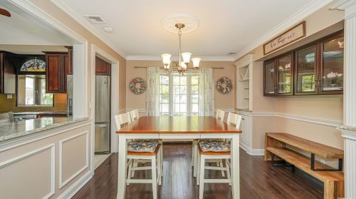 255 Maple St, Islip Manor NY  11751-4801 exterior